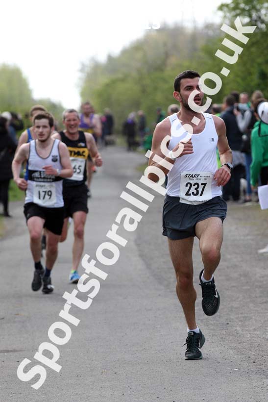 Terry O'Gara Memorial 5k Road Race, Wallsend. Photo:  David T. Hewitson/Sports for All Pics